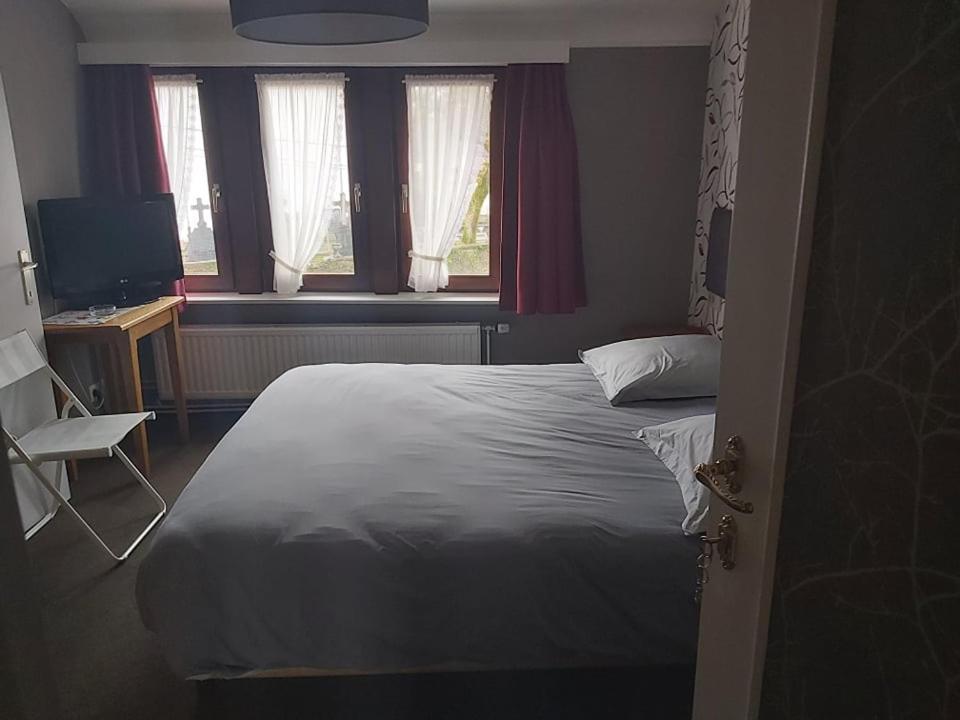 Hotel Des Roches Cugnon Esterno foto