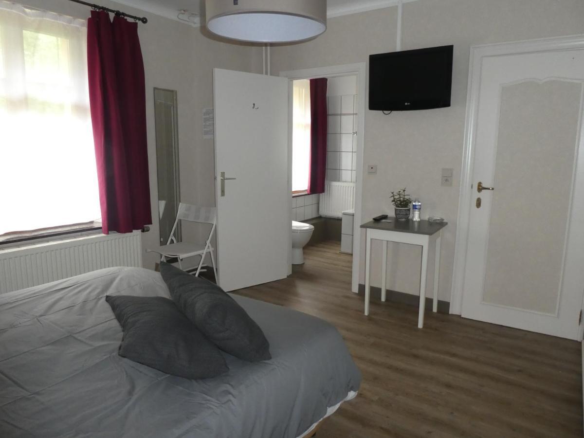 Hotel Des Roches Cugnon Esterno foto